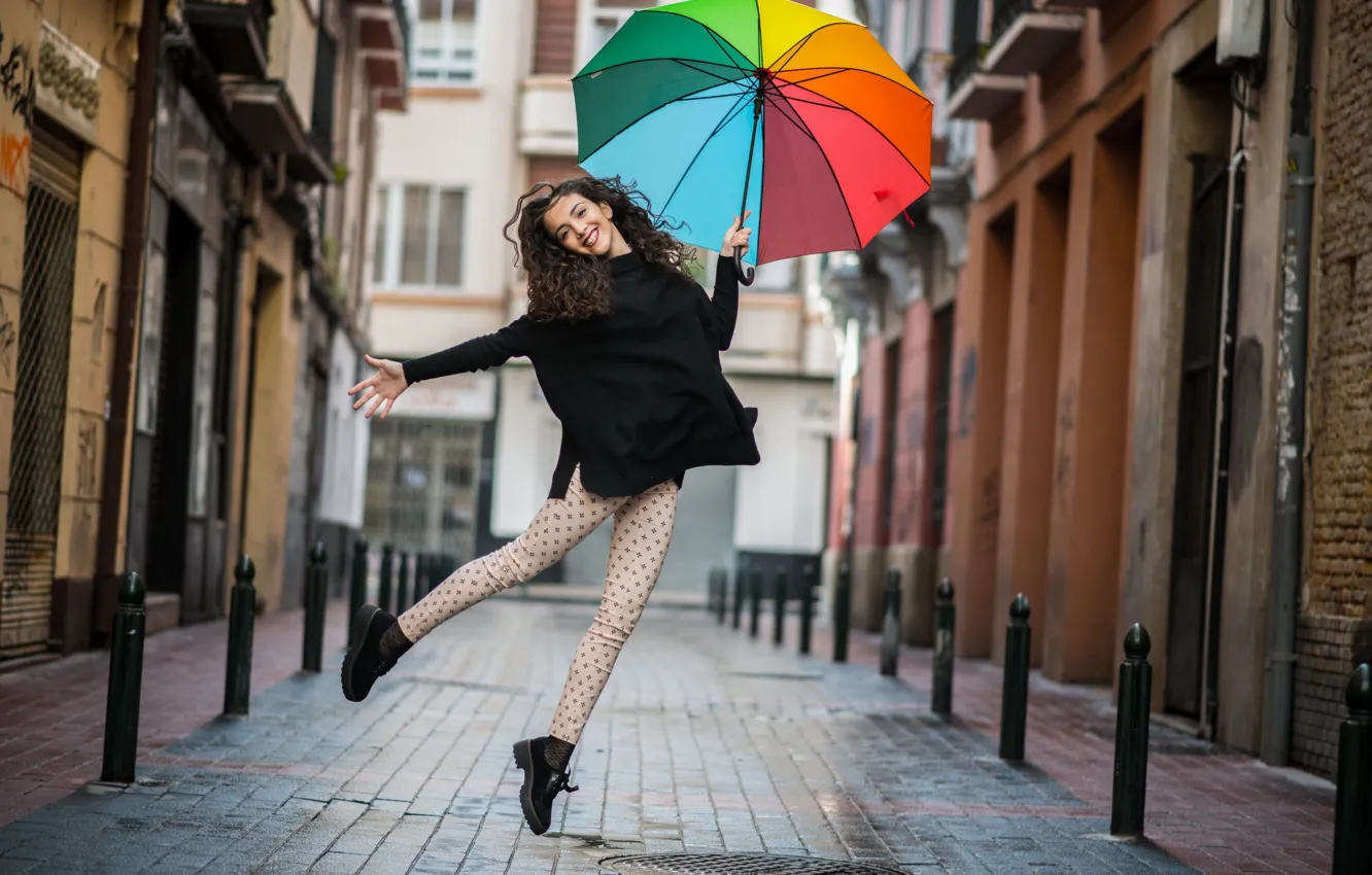 Photo wallpaper girl, the city, smile, mood, street, umbrella