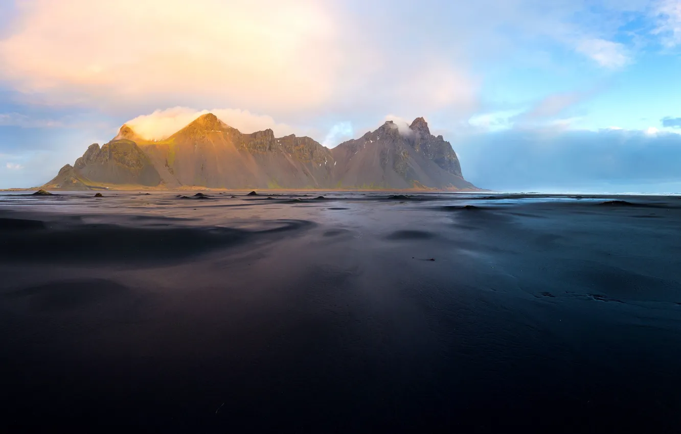 Photo wallpaper Iceland, Stokksnes beach, Vestrahorn colours