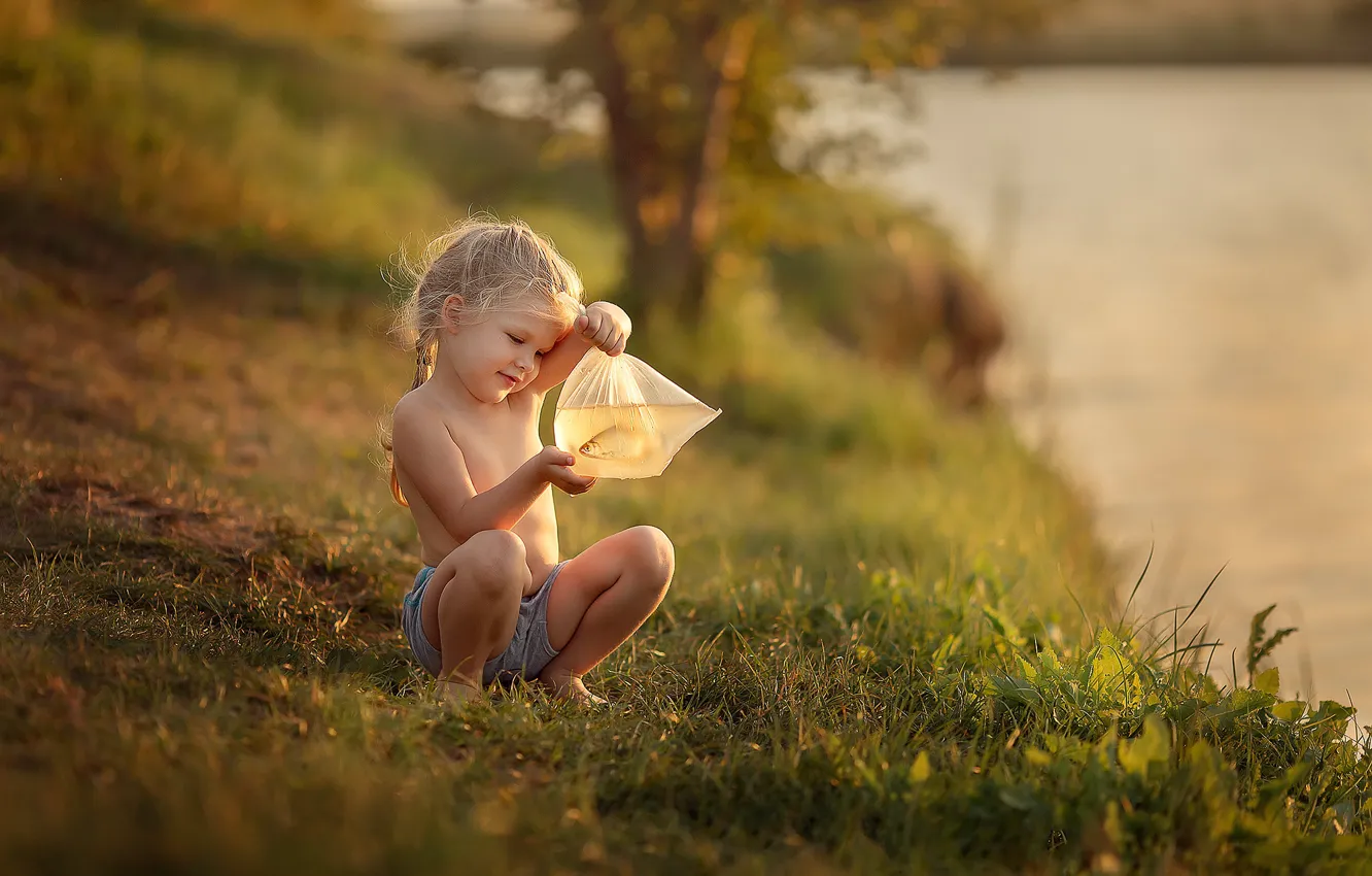 Photo wallpaper joy, river, fish, girl, braids, bag