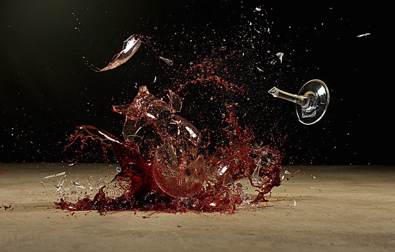 Photo wallpaper glass, wine, liquid, destruction