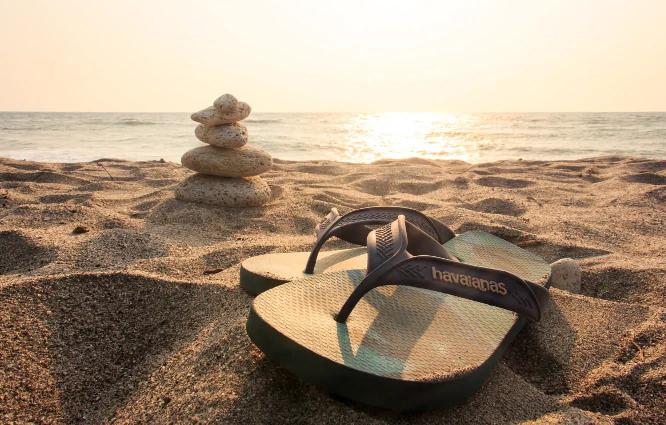 Photo wallpaper sand, sea, beach, beach, Slippers, Havaianas, summer holidays, Summer Holiday
