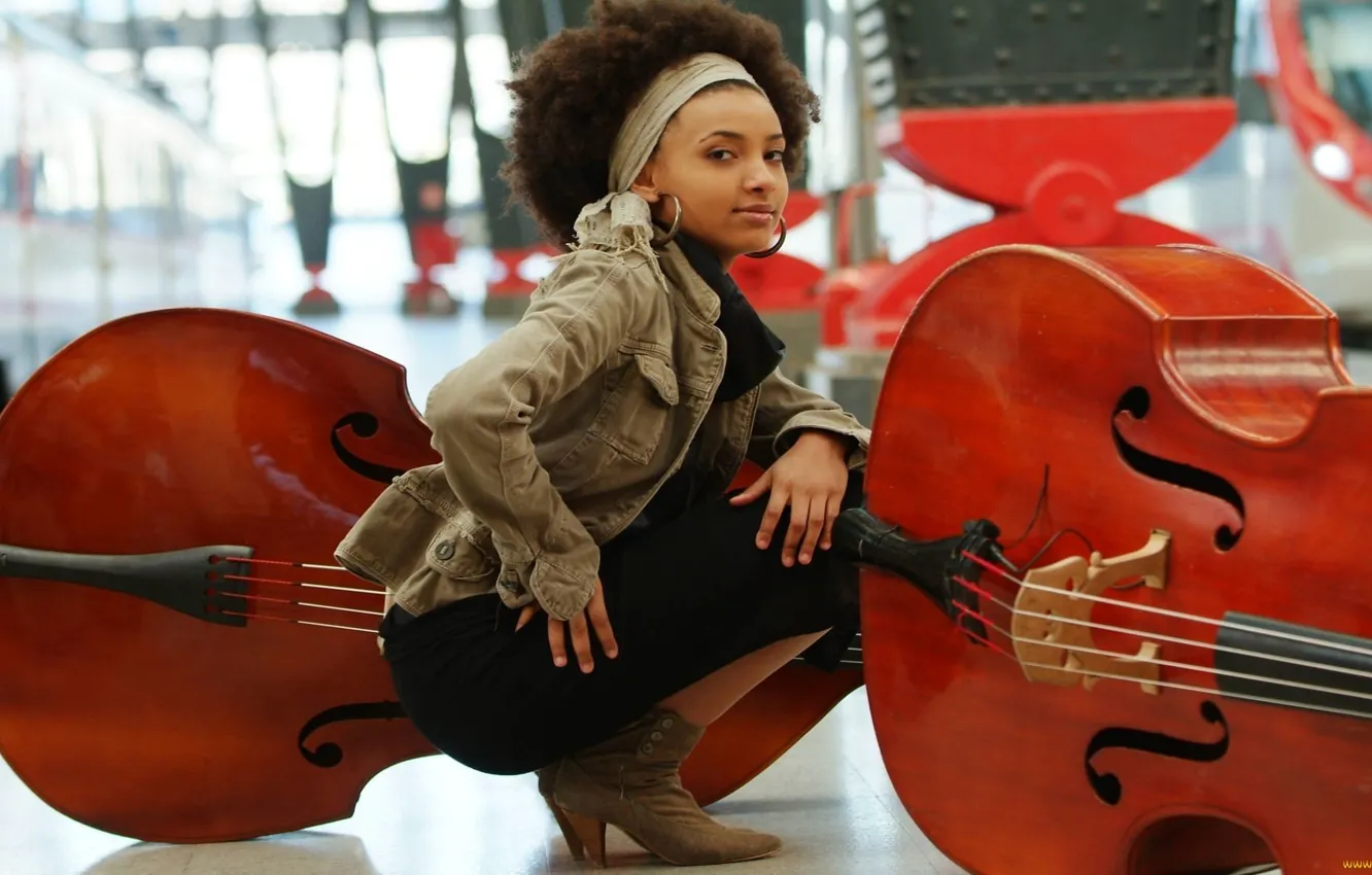 Photo wallpaper cello, Mulatto, musician, Esperanza Spalding