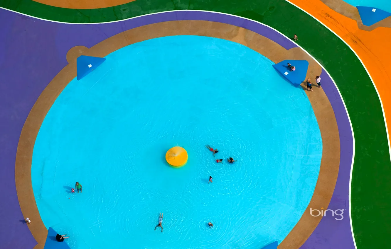 Photo wallpaper water, children, people, pool, England, Hertfordshire, Watford