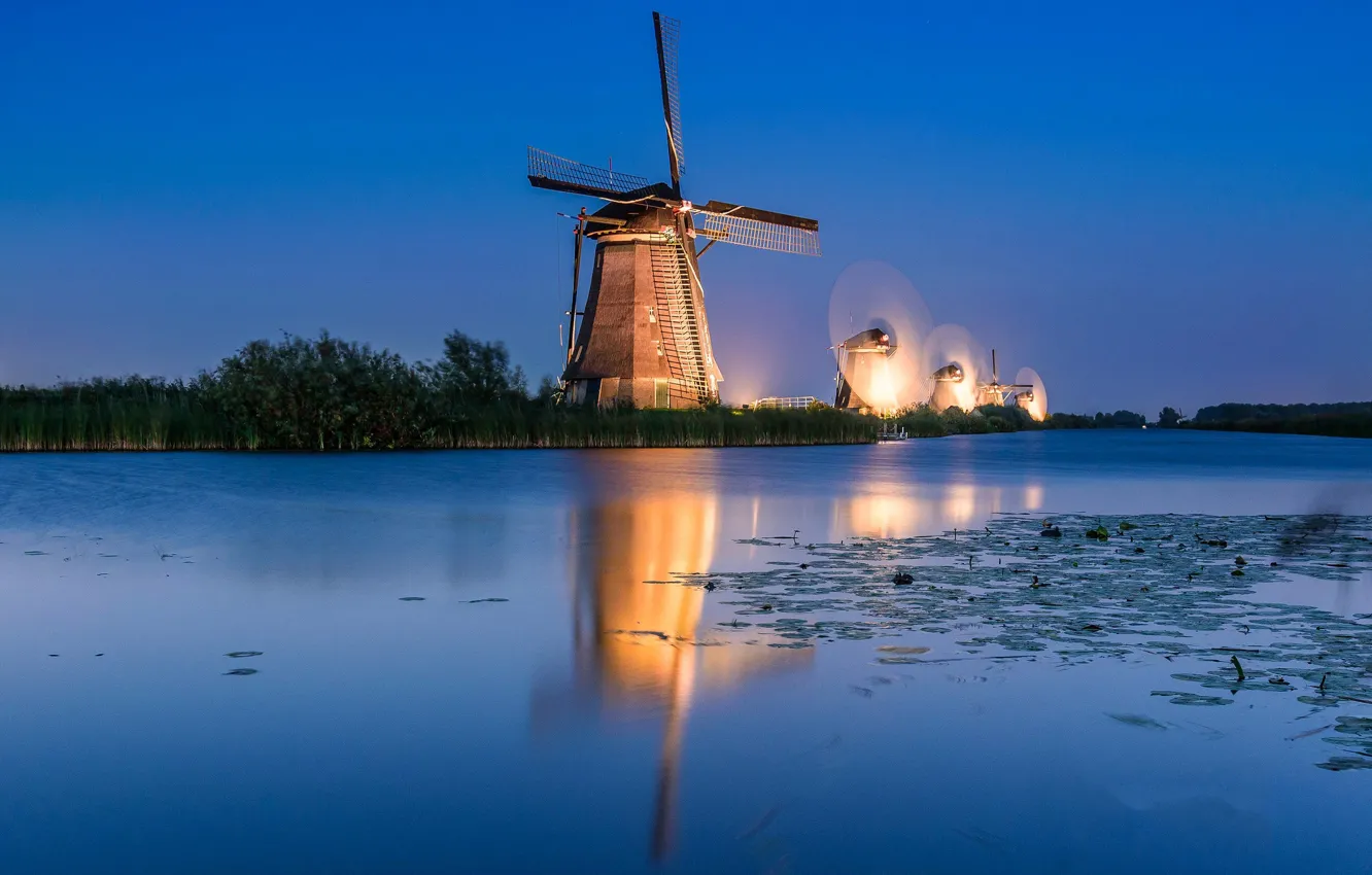 Photo wallpaper night, lights, channel, Netherlands, windmill, Kinderdijk