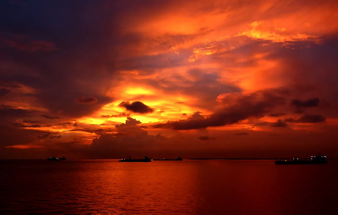 Photo wallpaper sea, clouds, sunset, ships