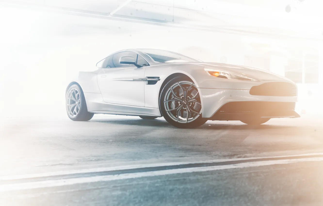 Photo wallpaper Aston Martin, silver, Aston Martin, front, silvery, Vanquish, vankvish, William Stern