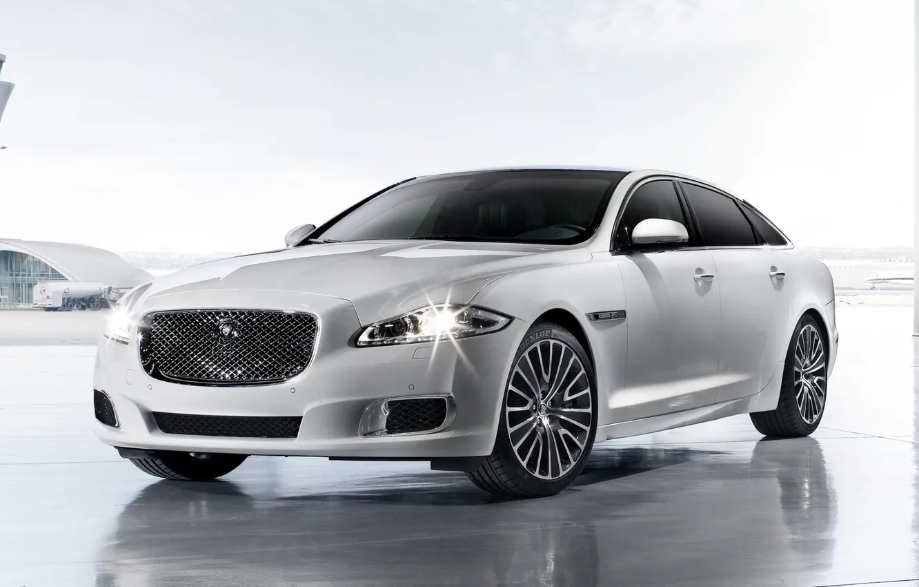 Photo wallpaper white, the sky, Jaguar, Jaguar, airport, sedan, Ultimate, the front