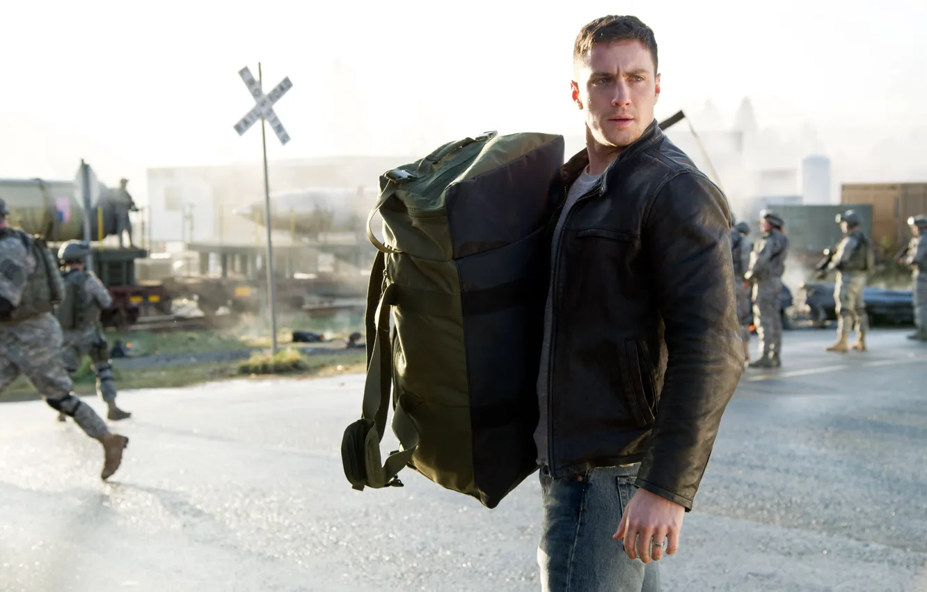 Photo wallpaper movie, Godzilla, 2014, Aaron Taylor-Johnson, the role