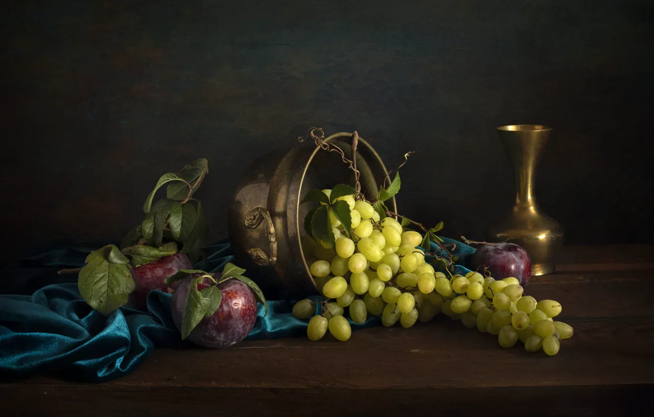 Photo wallpaper leaves, red, green, table, apples, Board, grapes, fabric