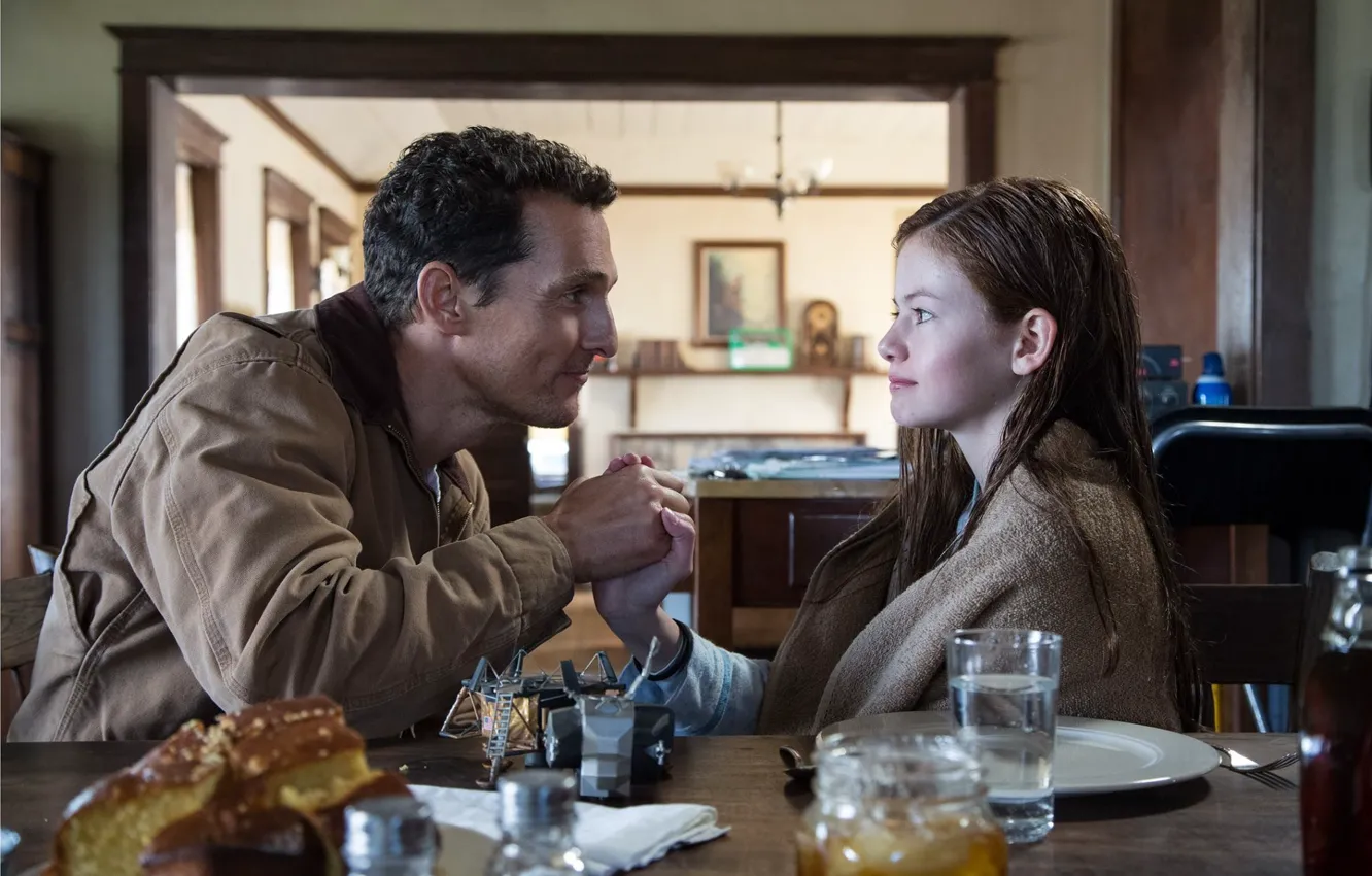 Photo wallpaper Cooper, wallpaper, girl, house, Legendary Pictures, man, sci-fi, movie