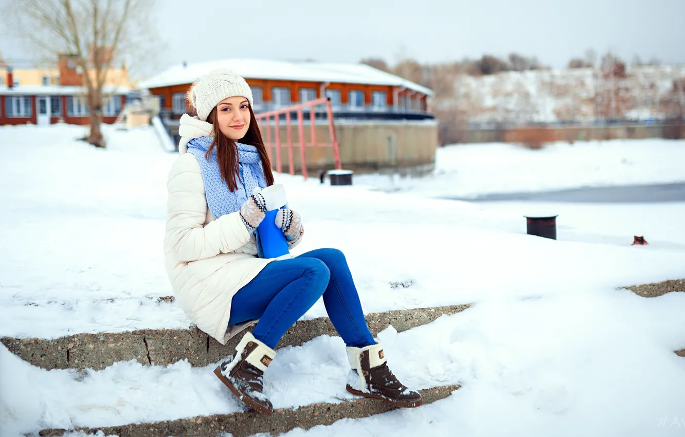 Photo wallpaper winter, snow, pose, model, hat, portrait, jeans, makeup