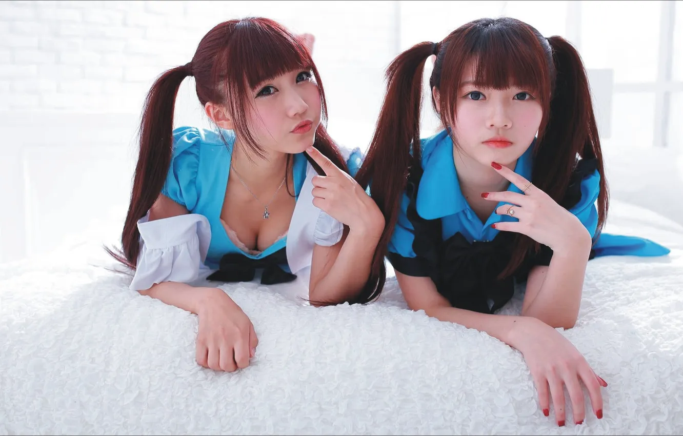 Photo wallpaper two, asian girls, coguette