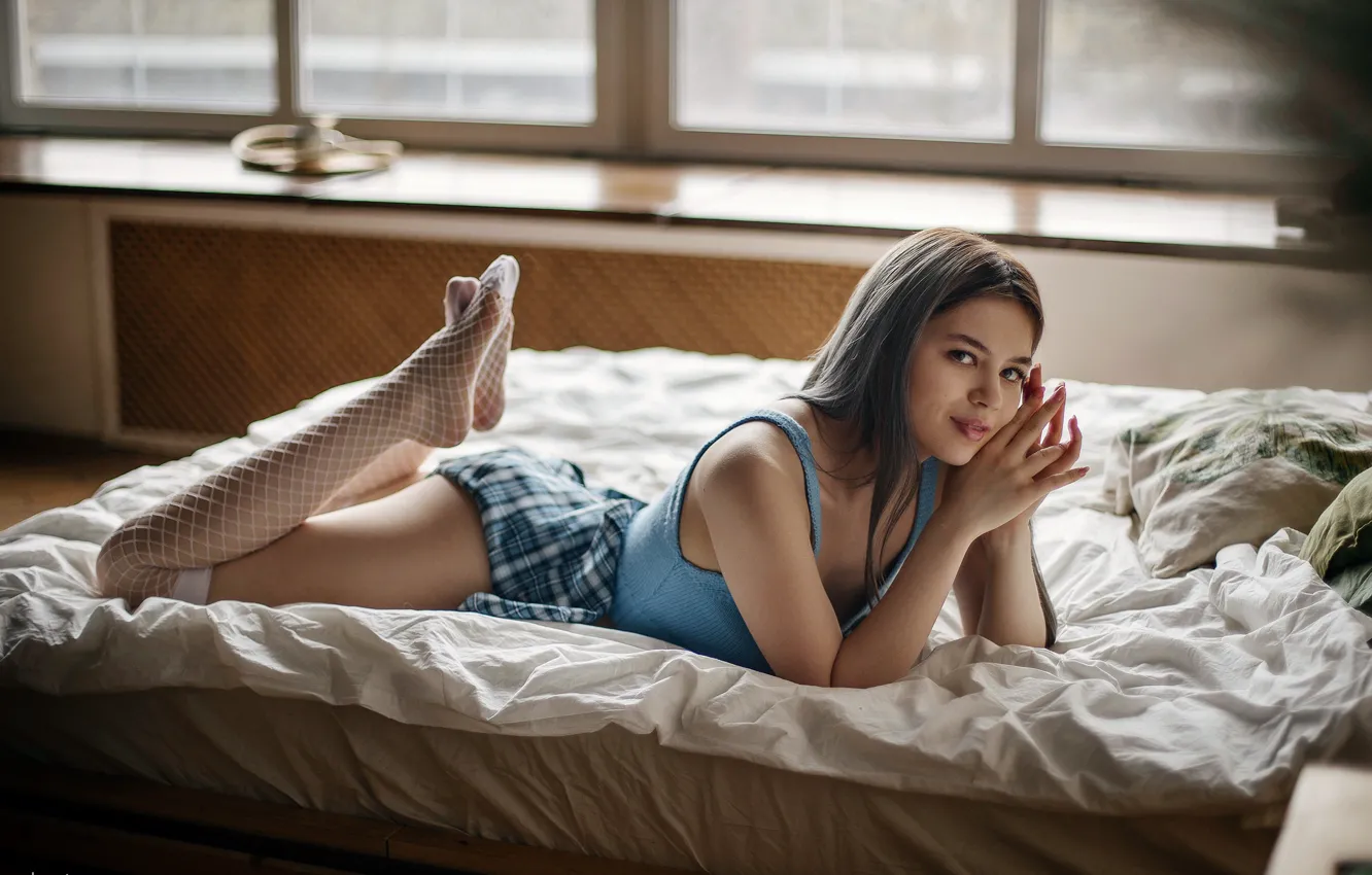 Photo wallpaper look, girl, pose, feet, bed, Golf, Maya Shakhnazarov, Maksim Chuprin