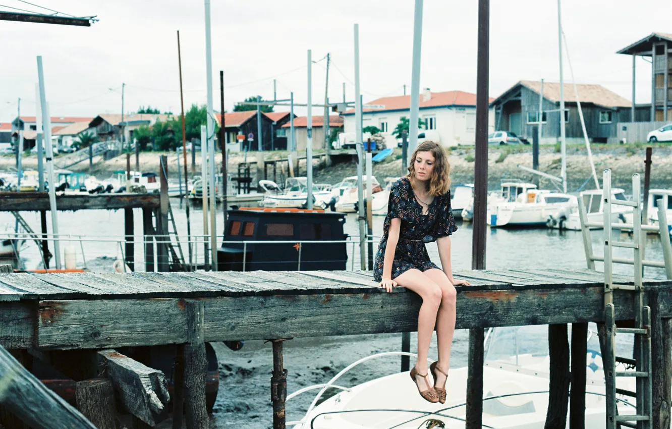 Photo wallpaper girl, dress, boats, pier