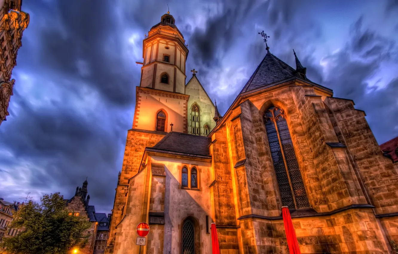 Photo wallpaper the sky, clouds, night, lights, street, home, Germany, Hall