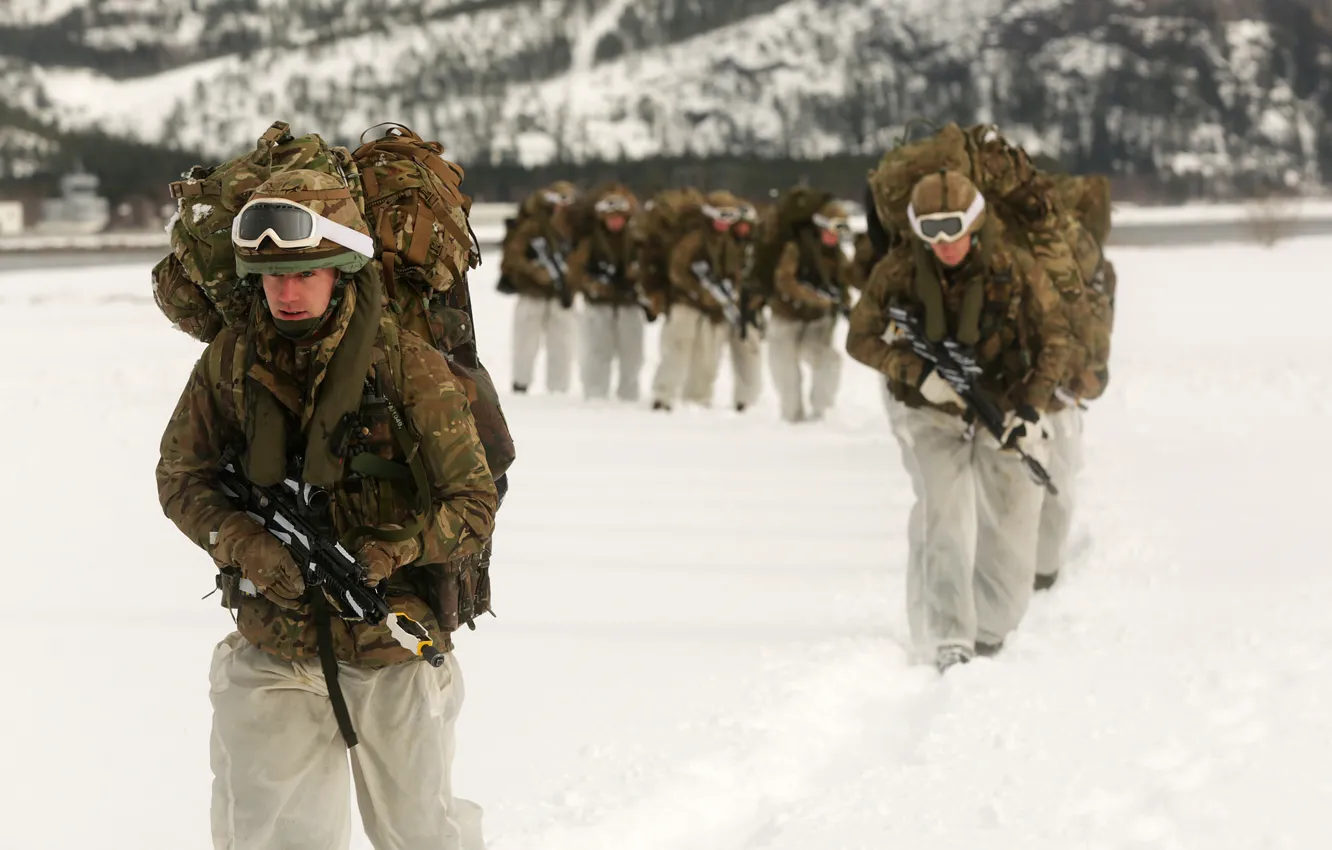 Photo wallpaper weapons, army, soldiers, Royal Marine Commandos