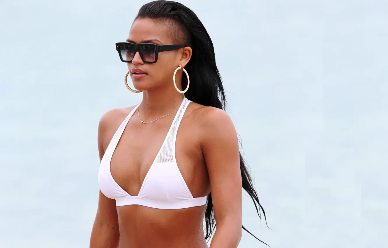Photo wallpaper beach, singer, Cassie
