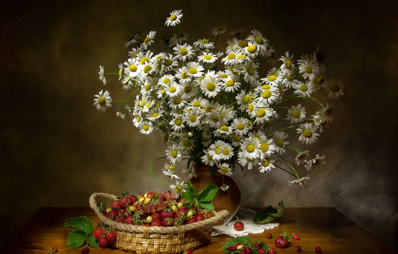 Photo wallpaper flowers, berries, table, chamomile, bouquet, strawberries, strawberry, pitcher
