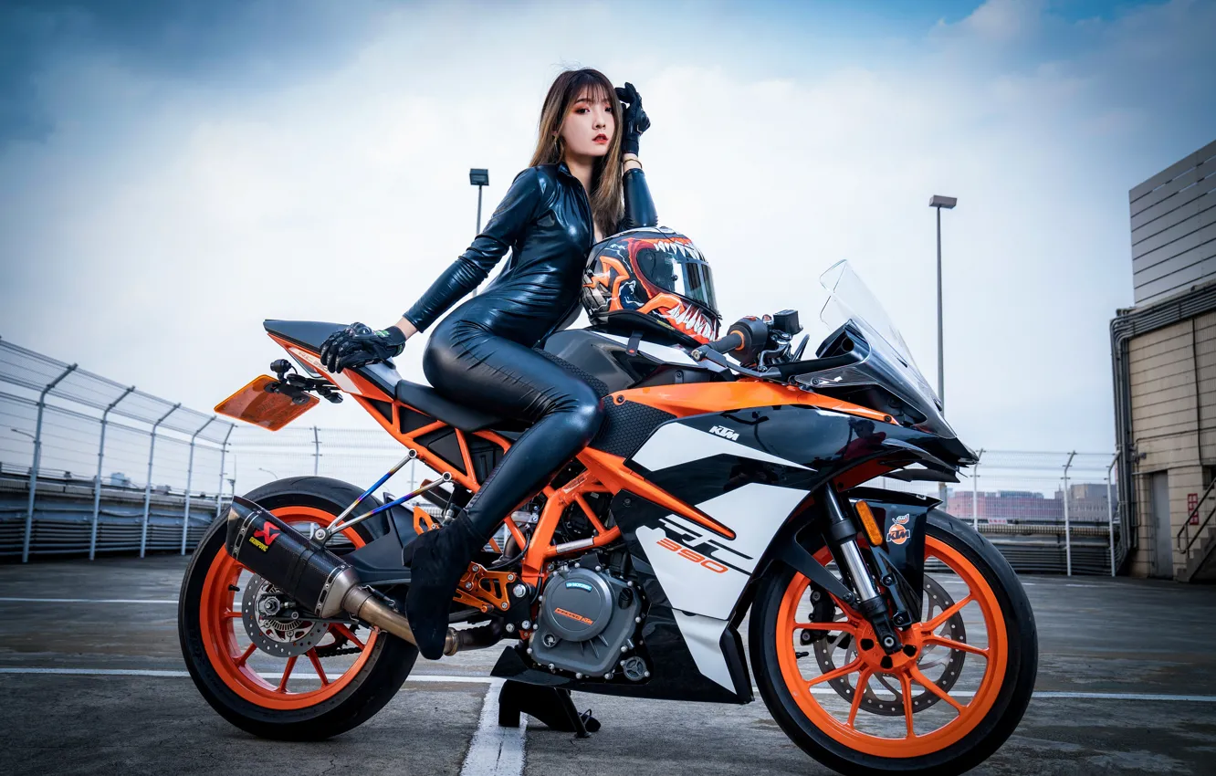 Photo wallpaper look, model, makeup, figure, hairstyle, costume, motorcycle, gloves