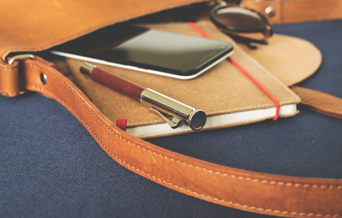 Photo wallpaper handle, Notepad, bag, smartphone