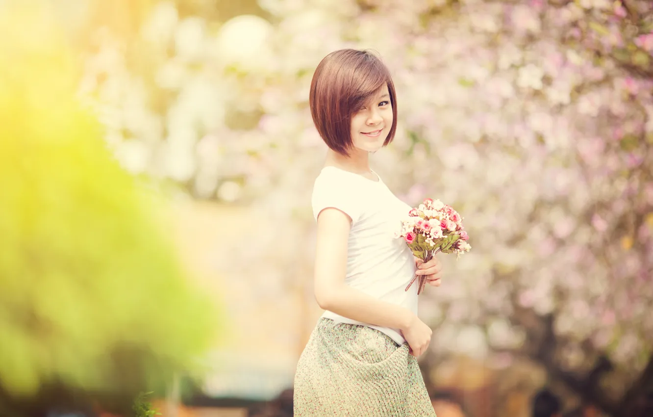 Photo wallpaper girl, flowers, smile, glare, spring, bokeh, Asian chick