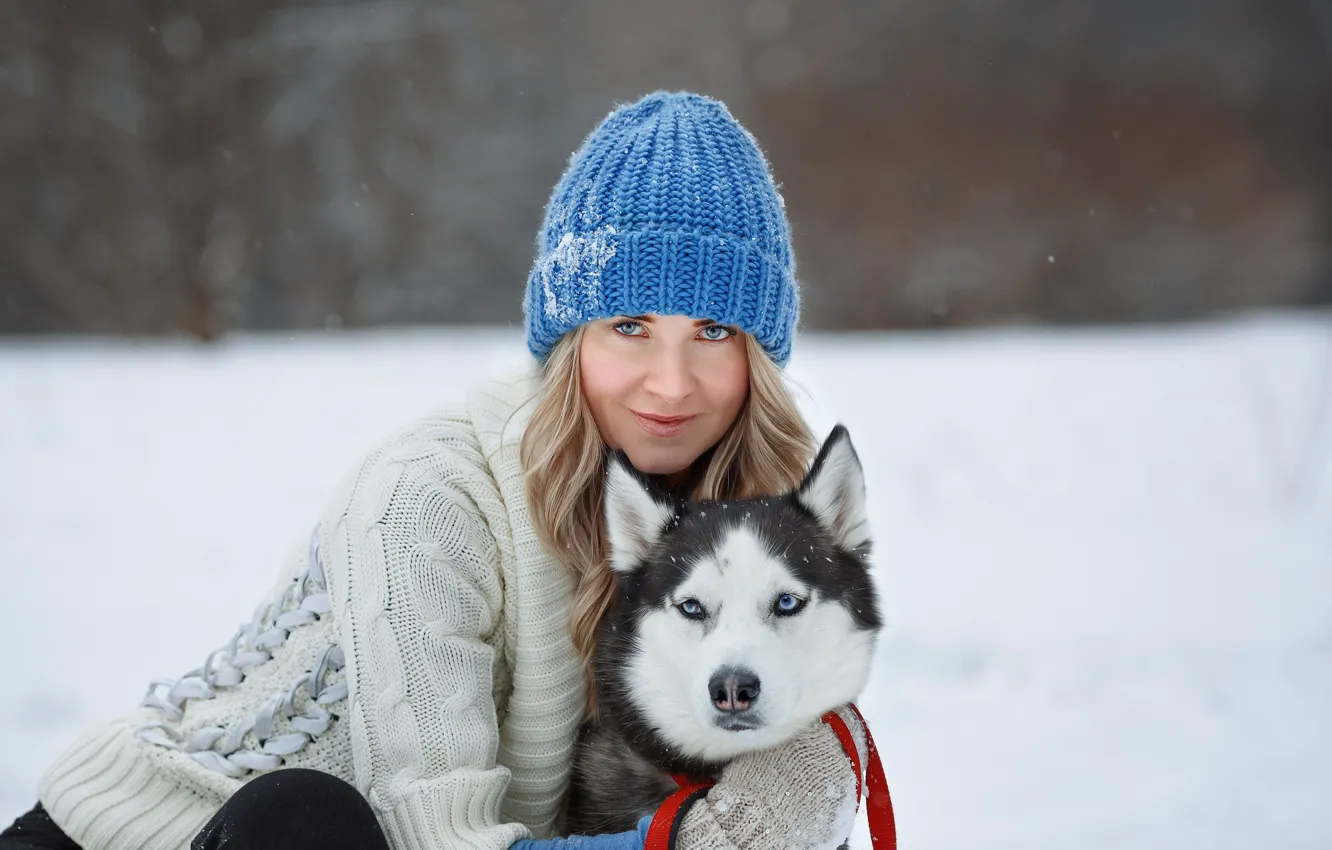 Photo wallpaper winter, look, girl, each, hat, dog, husky, sweater