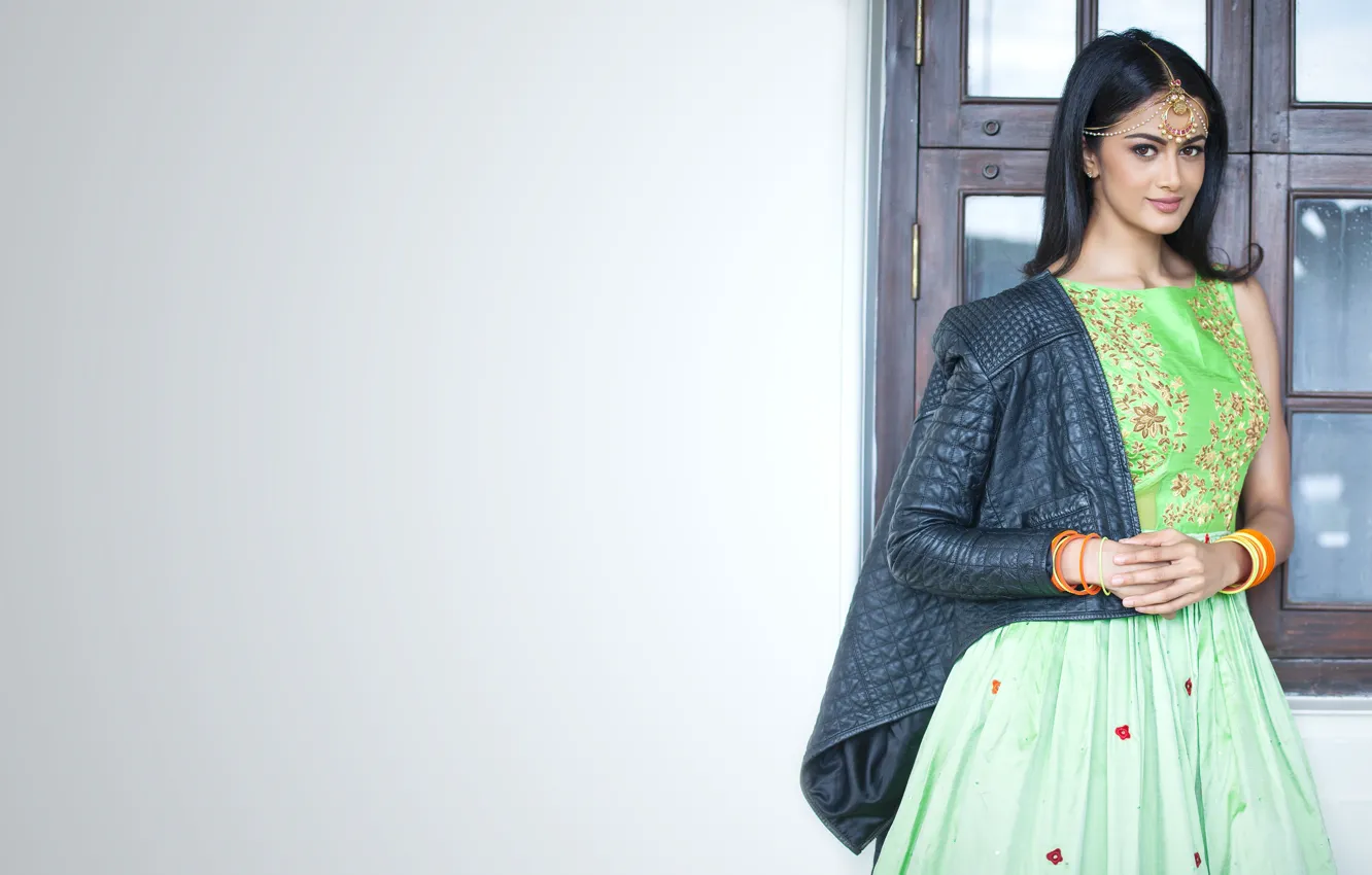 Photo wallpaper girl, hot, sexy, eyes, smile, beautiful, figure, model