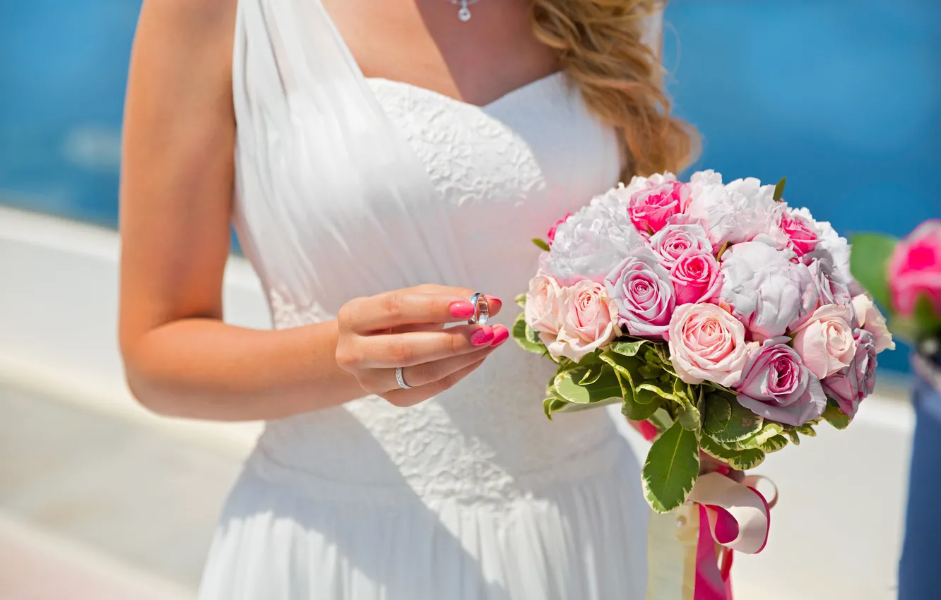 Photo wallpaper girl, the sun, flowers, roses, bouquet, dress, ring, the bride