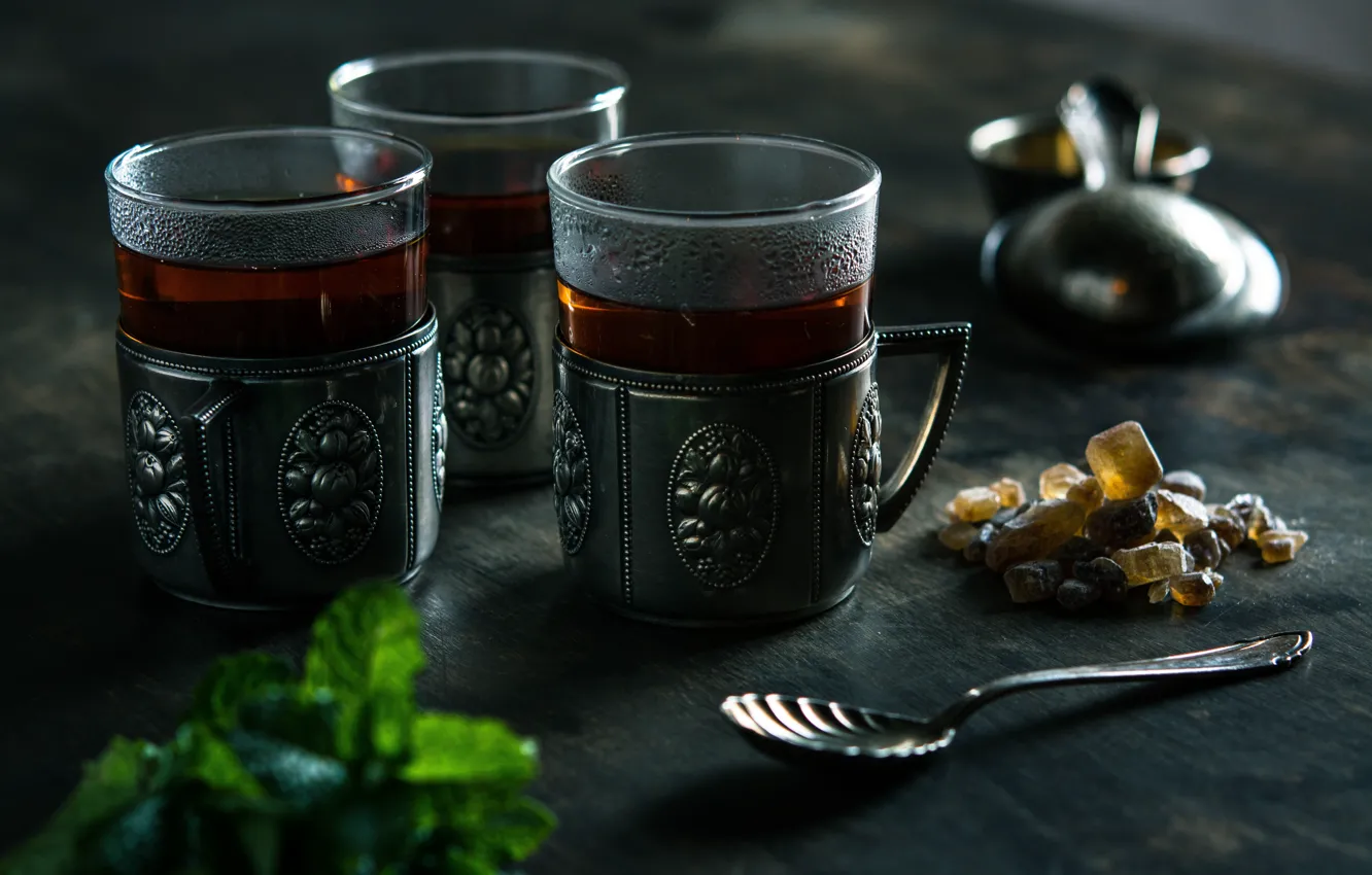 Photo wallpaper metal, glass, the dark background, tea, Board, spoon, the tea party, lollipops