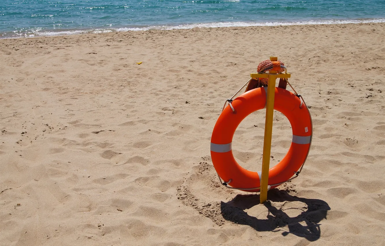 Photo wallpaper sand, beach, summer, circles, shore, rescue
