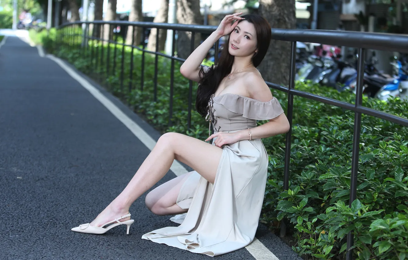 Photo wallpaper look, asphalt, pose, model, portrait, makeup, figure, dress