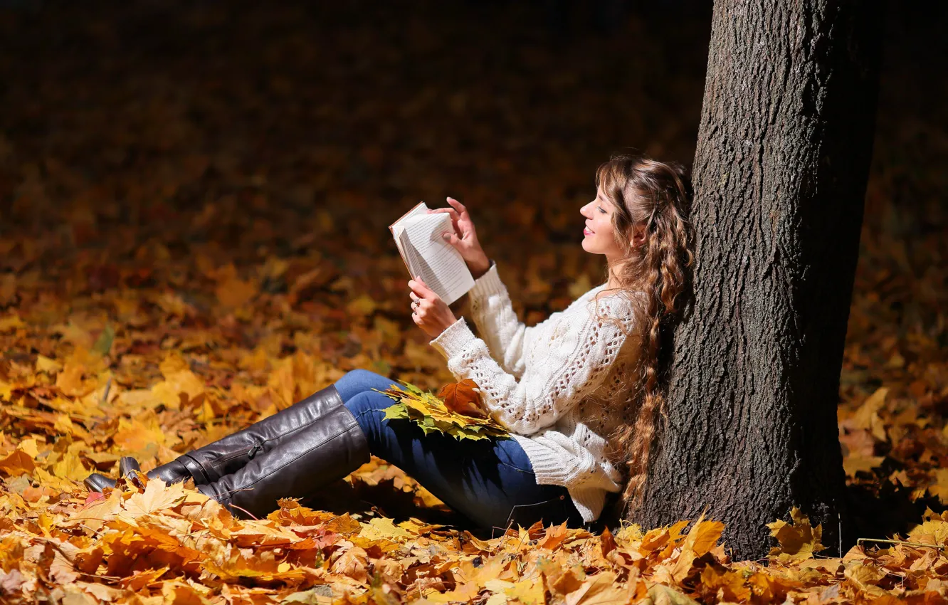Photo wallpaper leaves, girl, tree, book