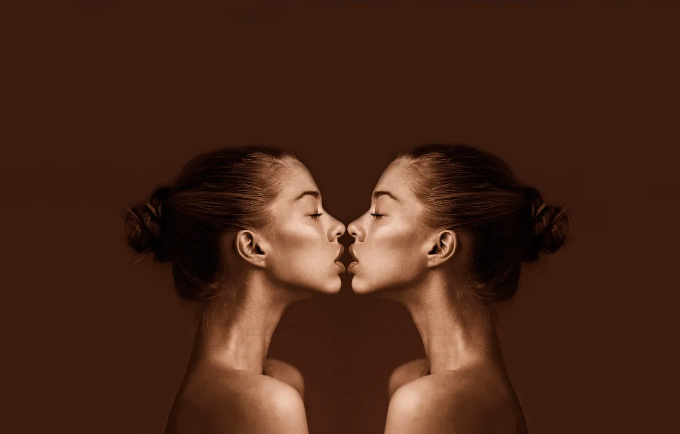 Photo wallpaper girl, reflection, kiss, K I S S