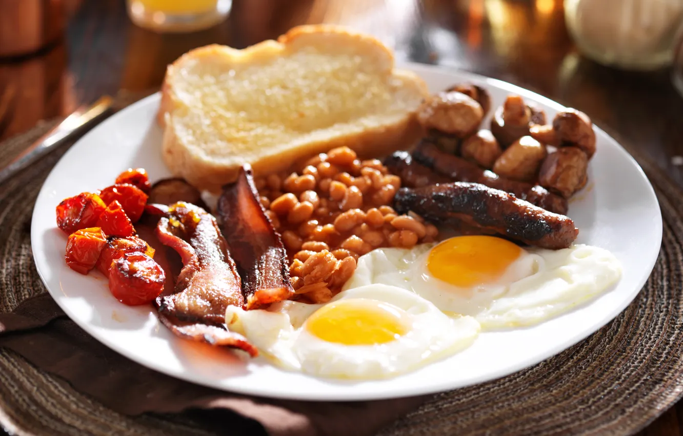 Photo wallpaper mushrooms, eggs, blur, plate, bread, tomatoes, bacon, eggs