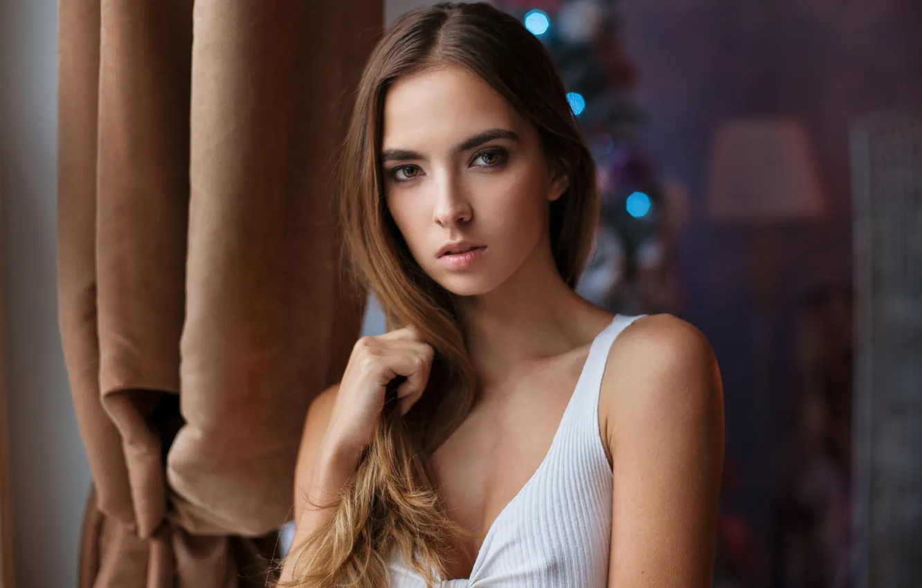 Photo wallpaper model, white top, sensual gaze, Victoria Lukina