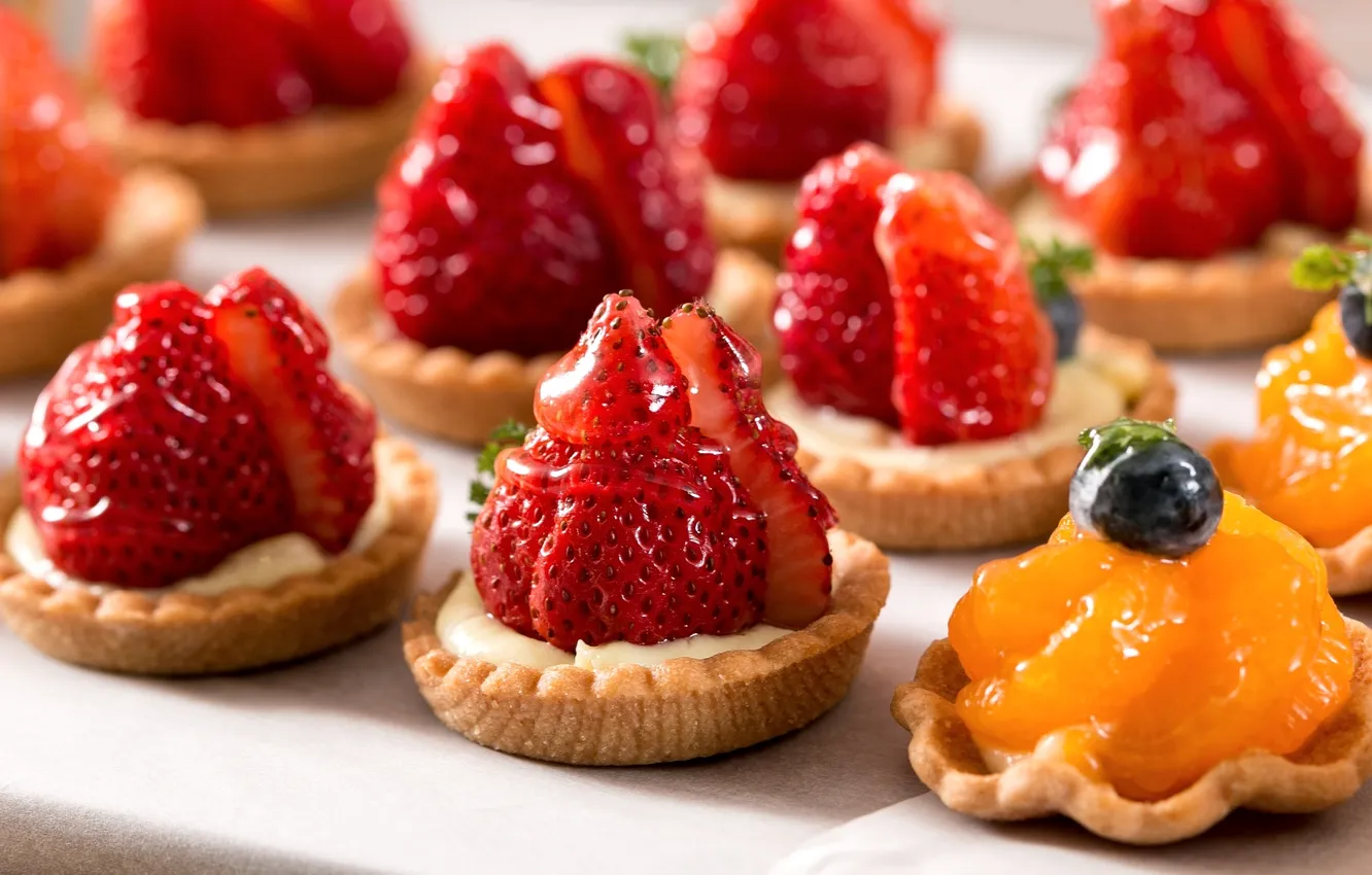 Photo wallpaper orange, strawberry, cake, basket