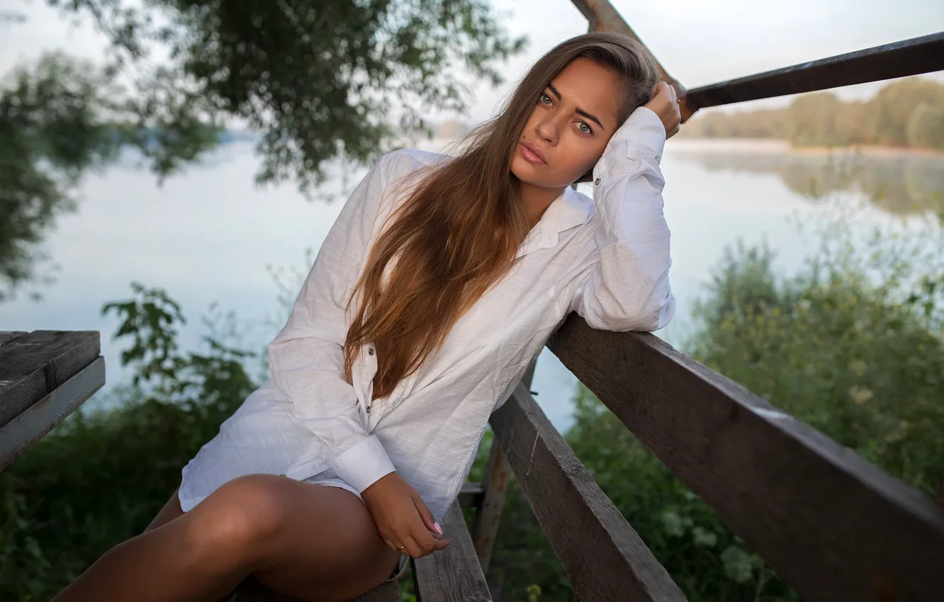 Photo wallpaper look, trees, nature, pose, river, shore, model, portrait