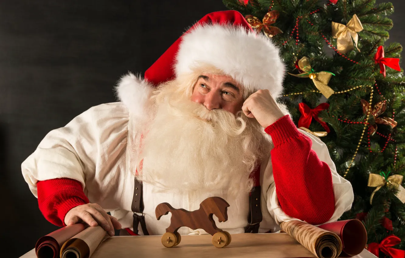 Photo wallpaper look, branches, paper, table, toy, new year, portrait, hands