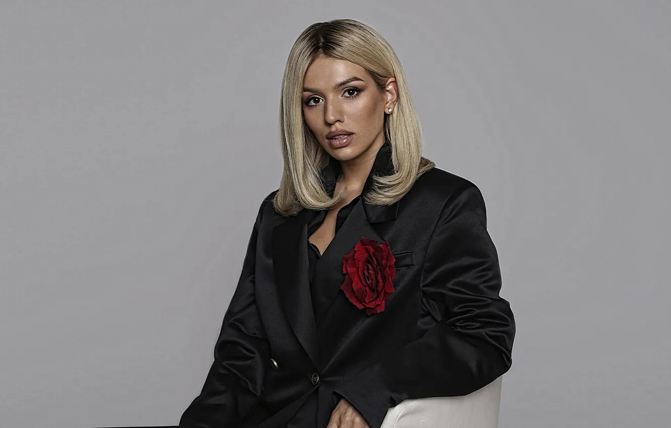 Photo wallpaper look, blonde, singer, beautiful, jacket, Lucy Chebotina