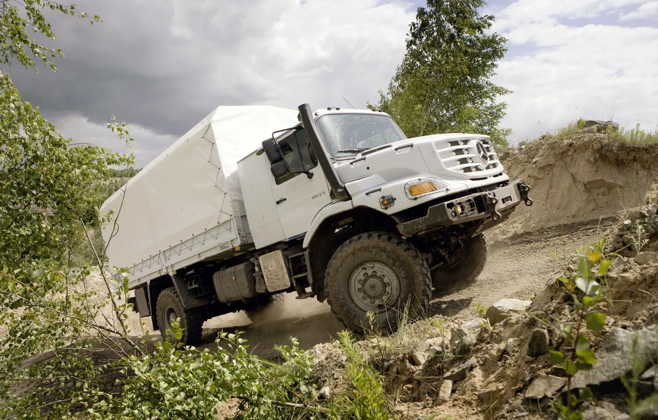 Photo wallpaper sand, white, stones, vegetation, Mercedes-Benz, truck, primer, Zetros