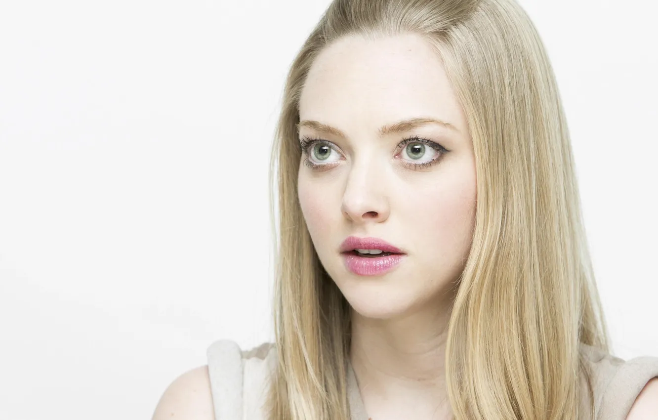 Photo wallpaper eyes, actress, blonde, lips, white background, Amanda Seyfried