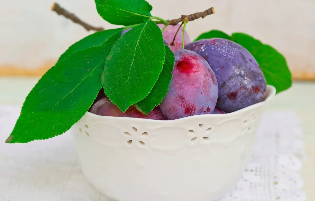 Photo wallpaper background, plum, bowl