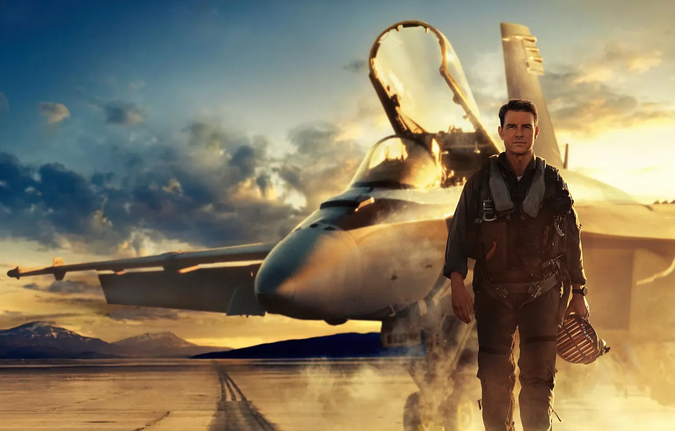 Photo wallpaper fighter, male, the plane, action, Tom Cruise, drama, Tom Cruise, 2022