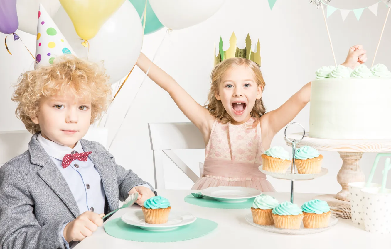 Photo wallpaper balls, children, balloons, holiday, boy, girl, cake, cupcakes