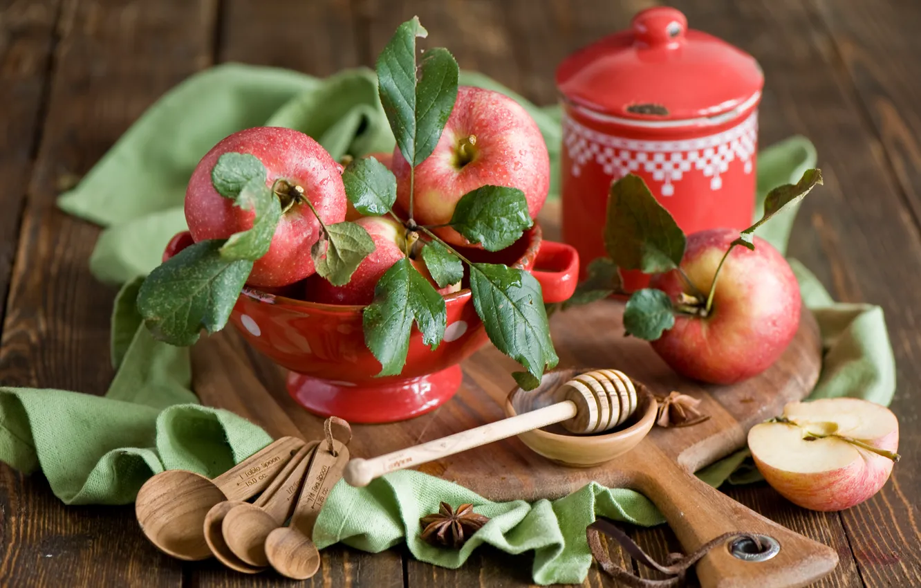 Photo wallpaper autumn, drops, red, apples, Board, spoon, dishes, fruit