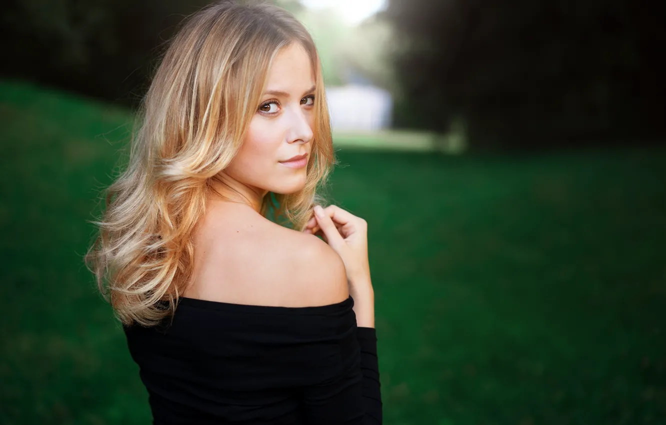 Photo wallpaper greens, grass, look, girl, black, model, dress, blonde