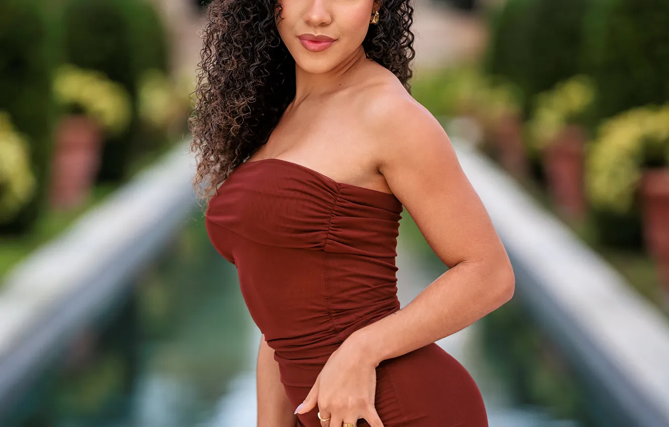 Photo wallpaper look, pose, dress, blurred background, curly, Sheila