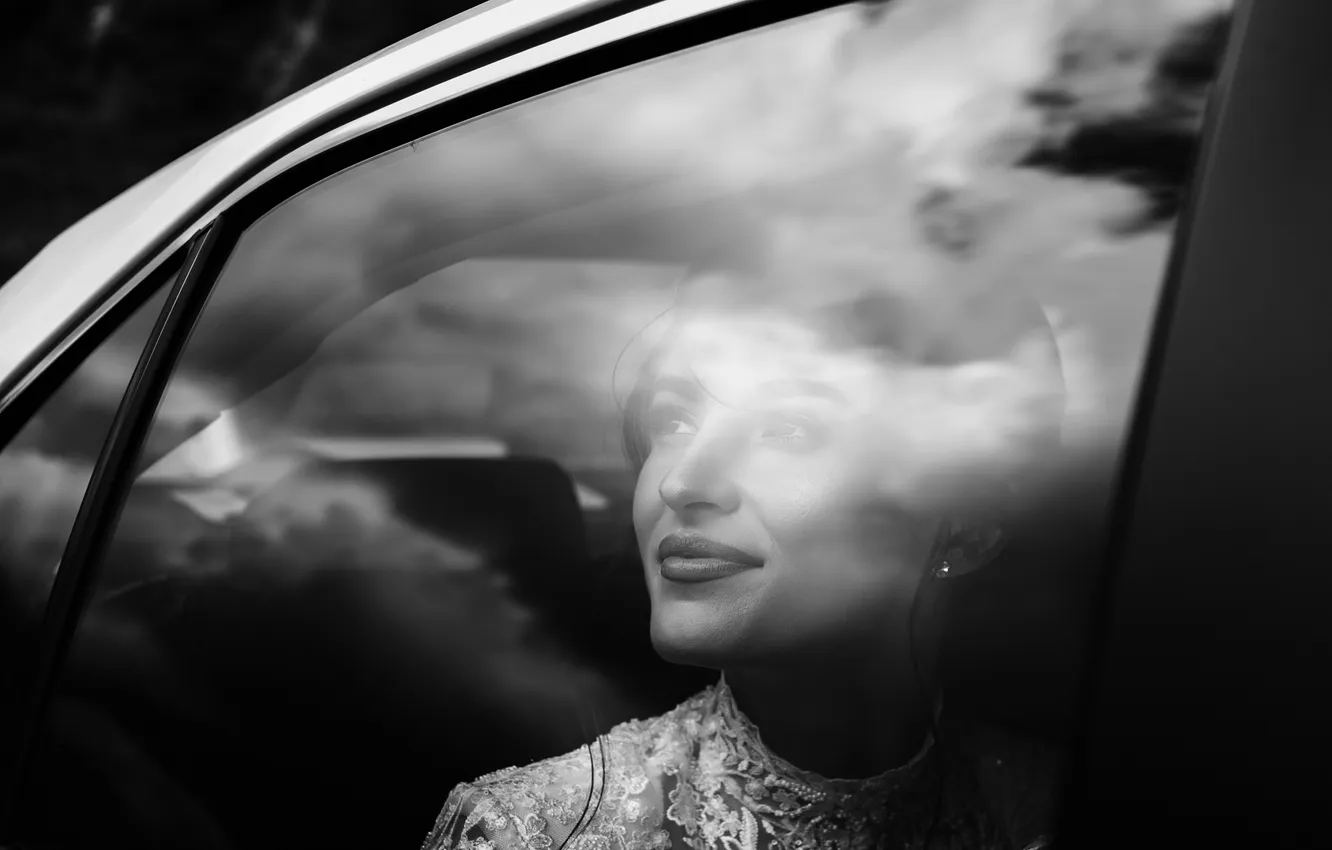 Photo wallpaper glass, reflection, black and white, Madina, Batraz Tabuev