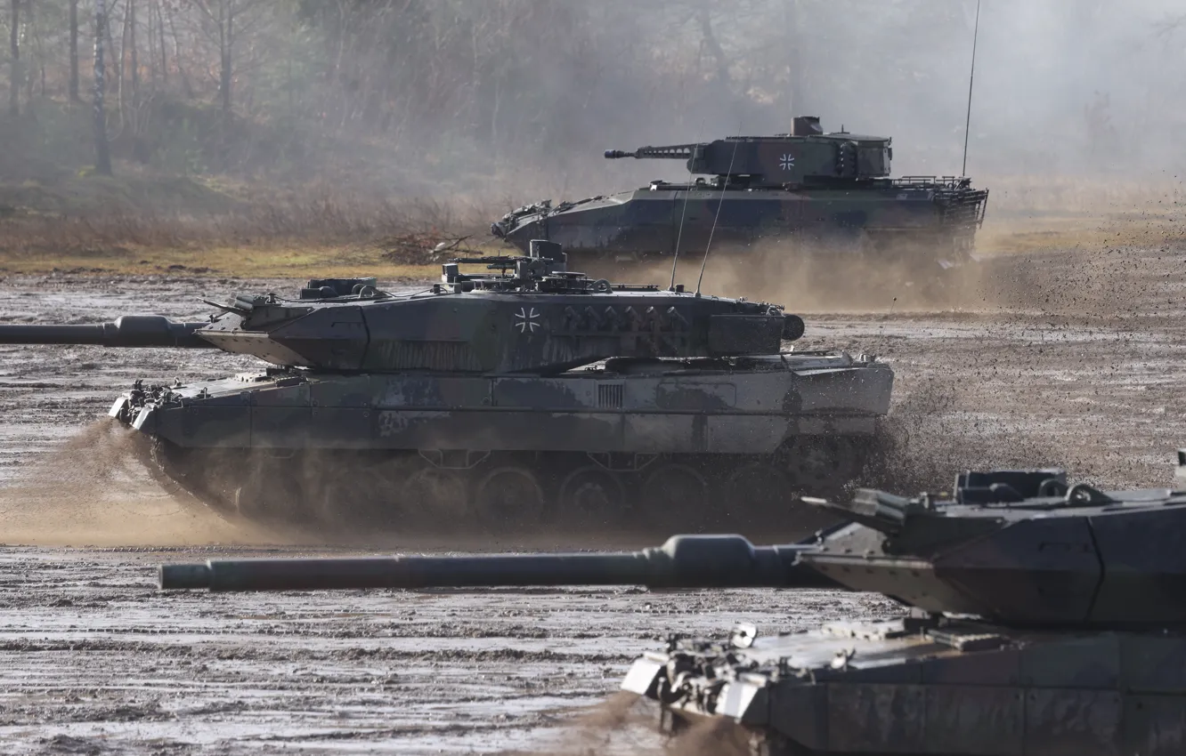 Photo wallpaper Germany, Monster, Dirt, The Bundeswehr, Training, Leopard 2, Leopard 2, Bundeswehr