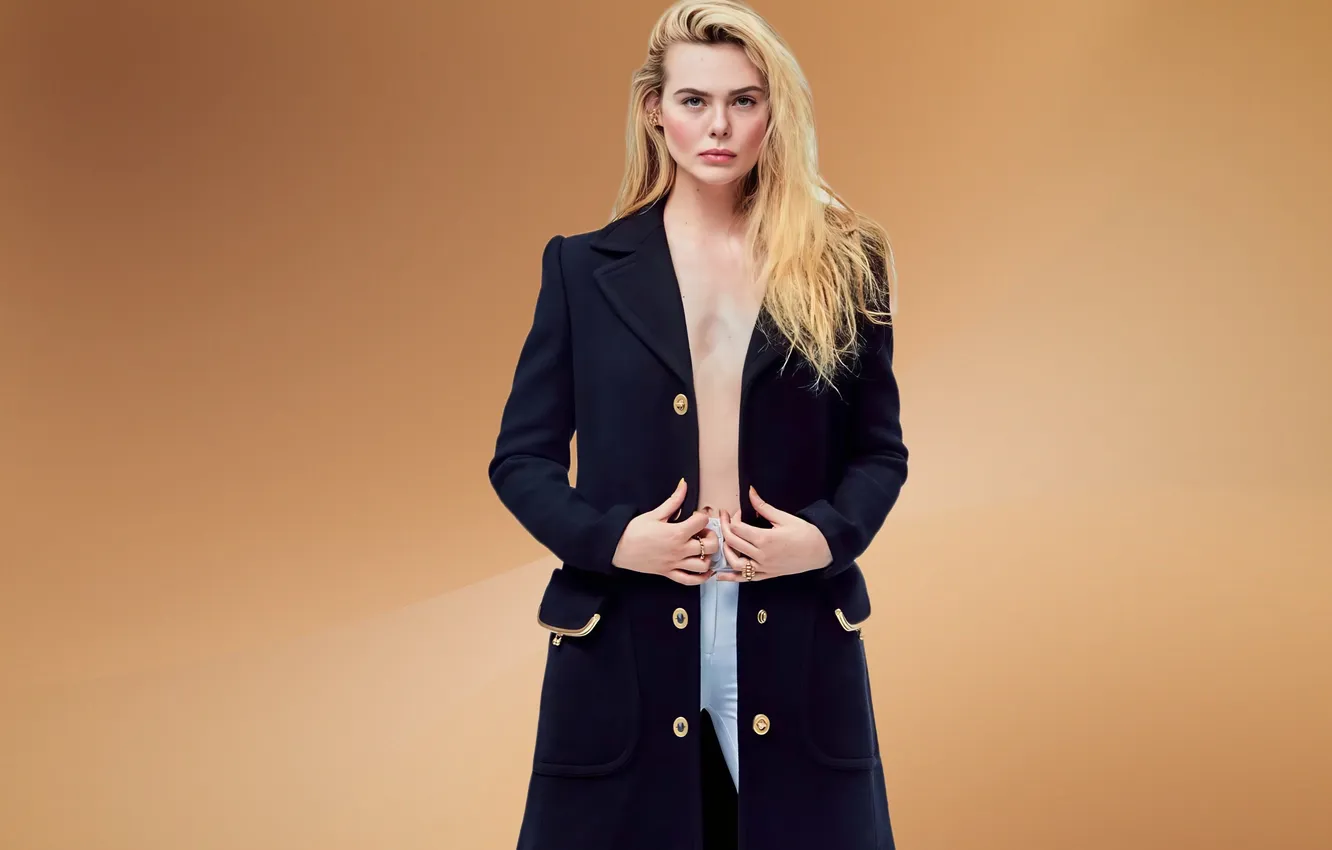 Photo wallpaper look, actress, blonde, beautiful, coat, without a bra, Elle Fanning, El Fanning